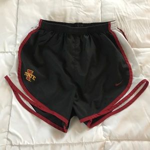 Nike Tempo Shorts Iowa State Small Red/Black